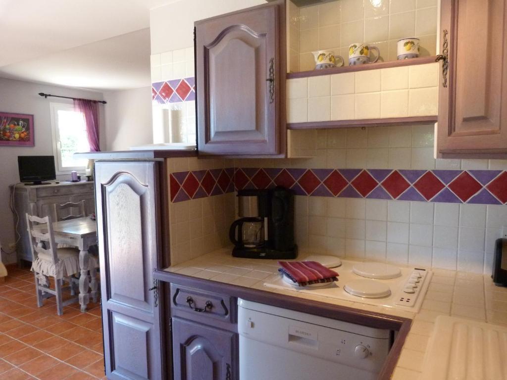 Le Mas Du Pere La Motte  Room photo
