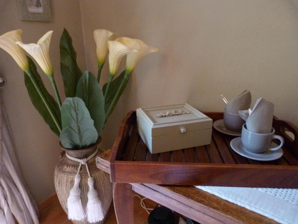Le Mas Du Pere La Motte  Room photo